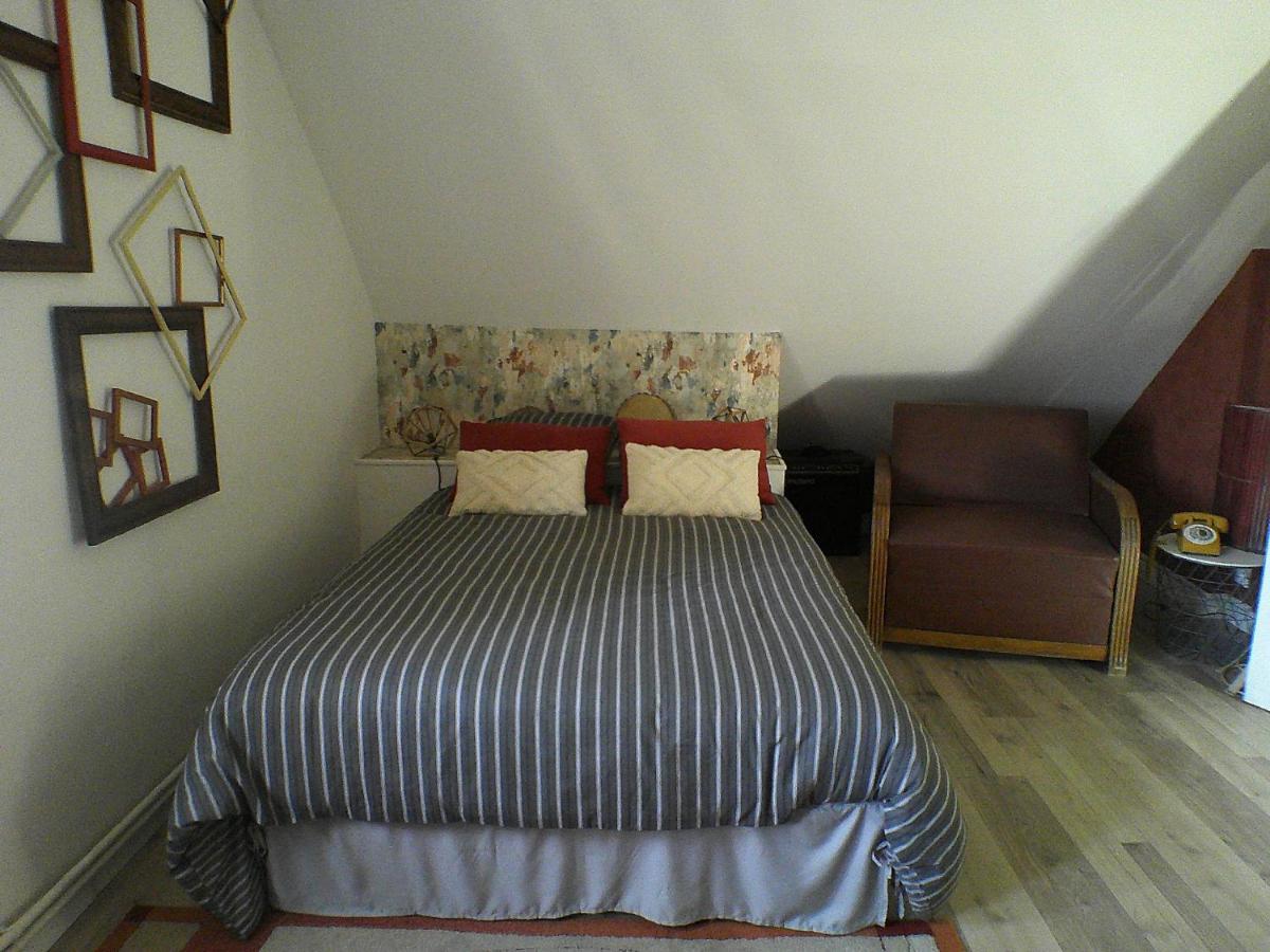Le Clocooning Chambres D'Hotes Chez L'Habitant Billy  外观 照片